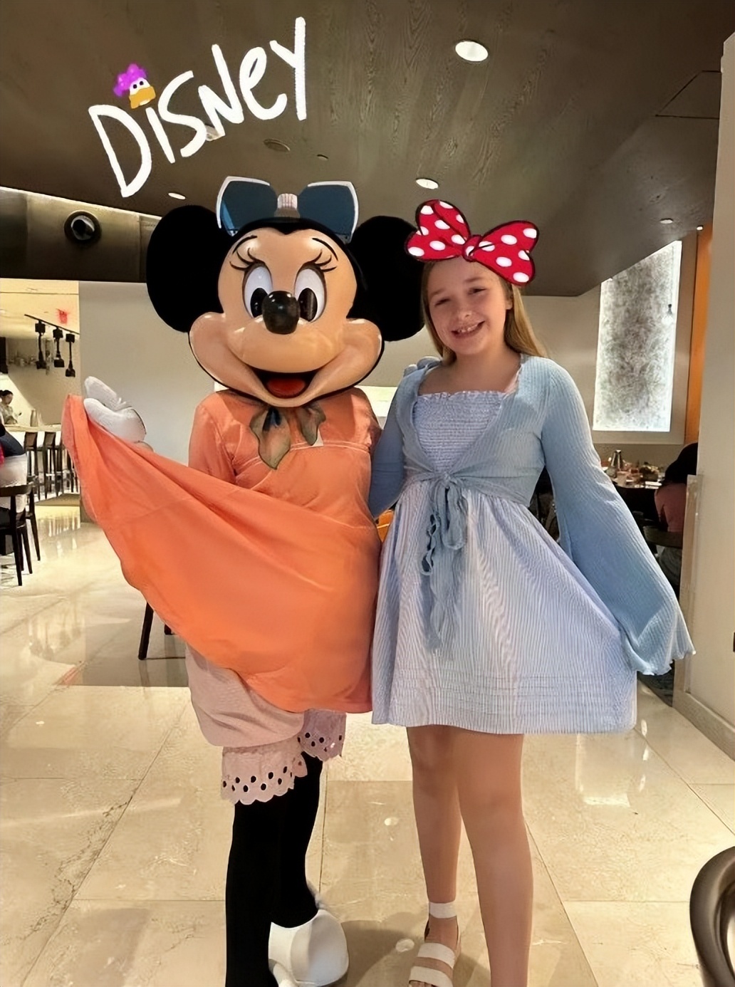 贝克汉姆小七长大了的图片,维多利亚贝克汉姆小七薇娅