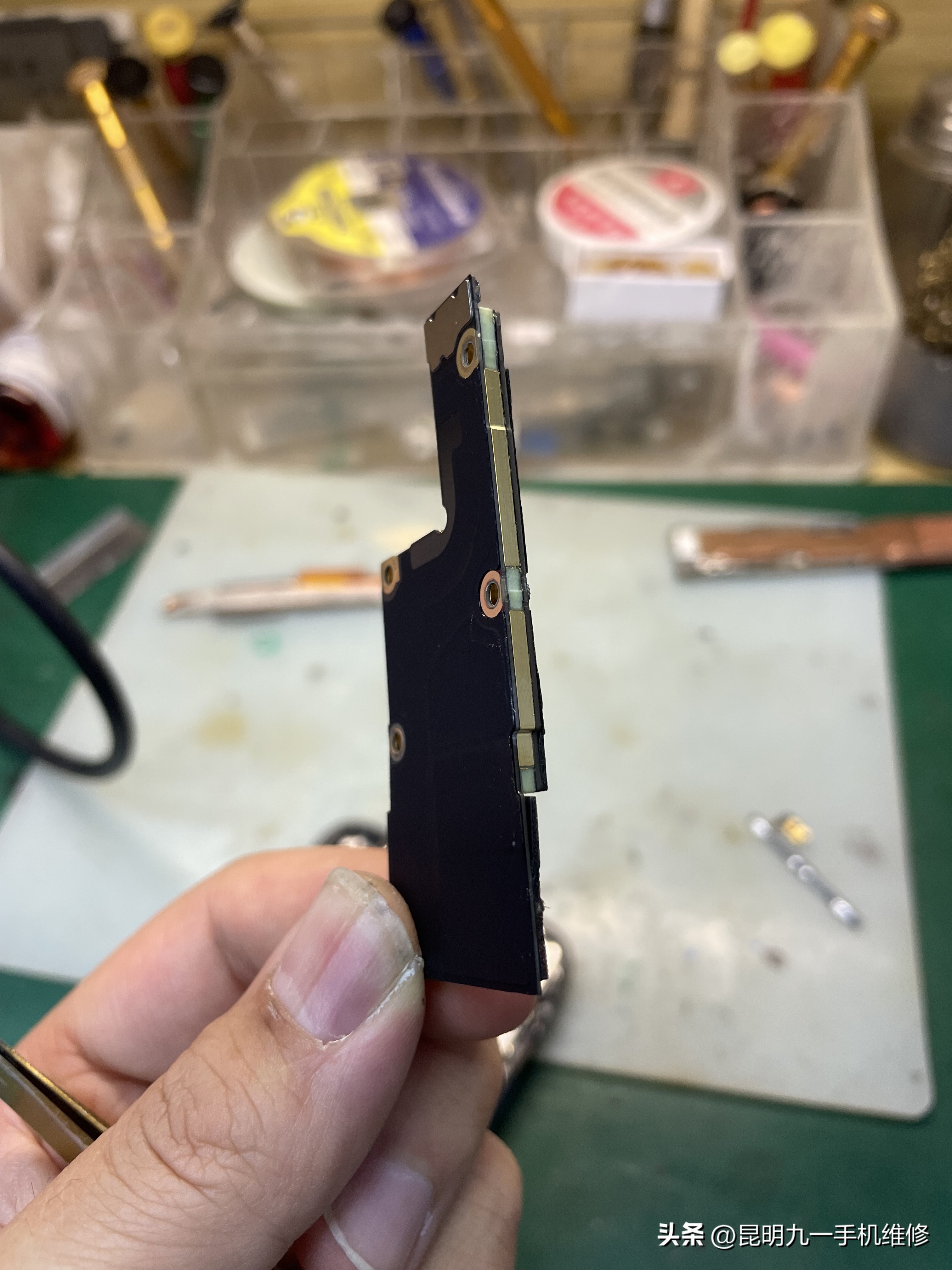 苹果手机摔坏了怎么导出数据,手机屏摔坏了里面资料怎么导出