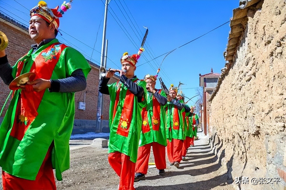 明朝被贬官员,明朝官员犯法视频大全