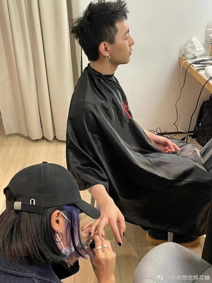 有些人喜欢精装修,男朋友没钱却要精装修