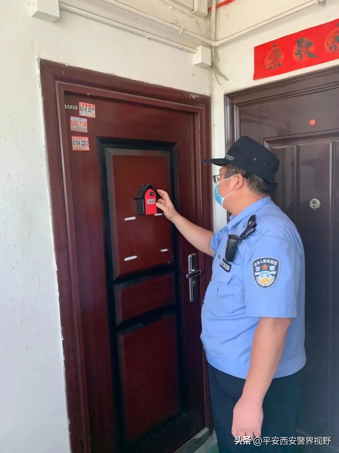 服务群众无小事共筑警民鱼水情,点滴暖心小事满溢浓浓警民情