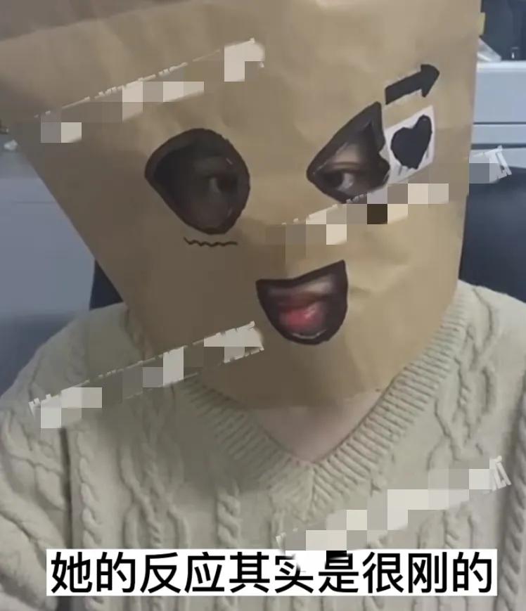 被王晓晨泼酒水的导演,娱乐明星王晓晨