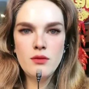 网红俄罗斯娜娜真容,网红俄罗斯娜娜真人照片