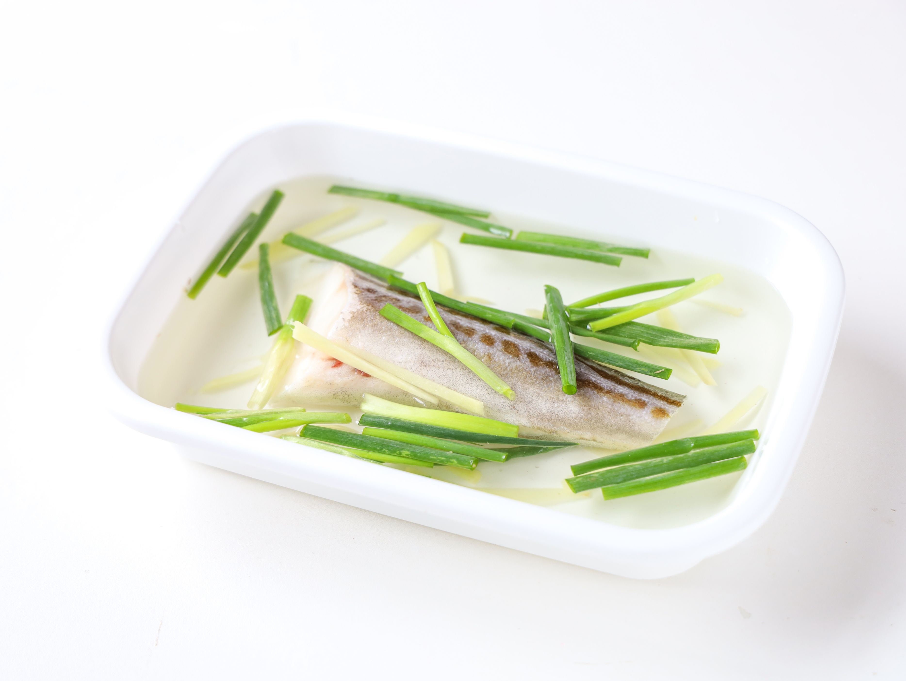 清蒸鳕鱼怎么做法最好,清蒸鳕鱼的正确方法
