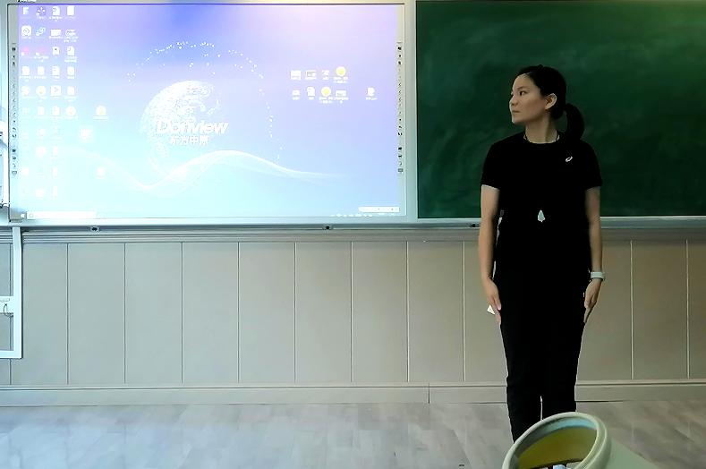 成都实验外国语学校教师上课视频,成都市实验外国语小学面试