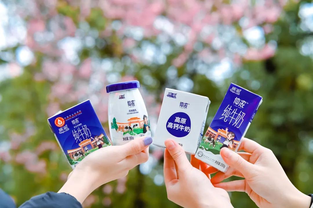 幸福！仲恺有自己的酸奶了？！比华农还好喝？