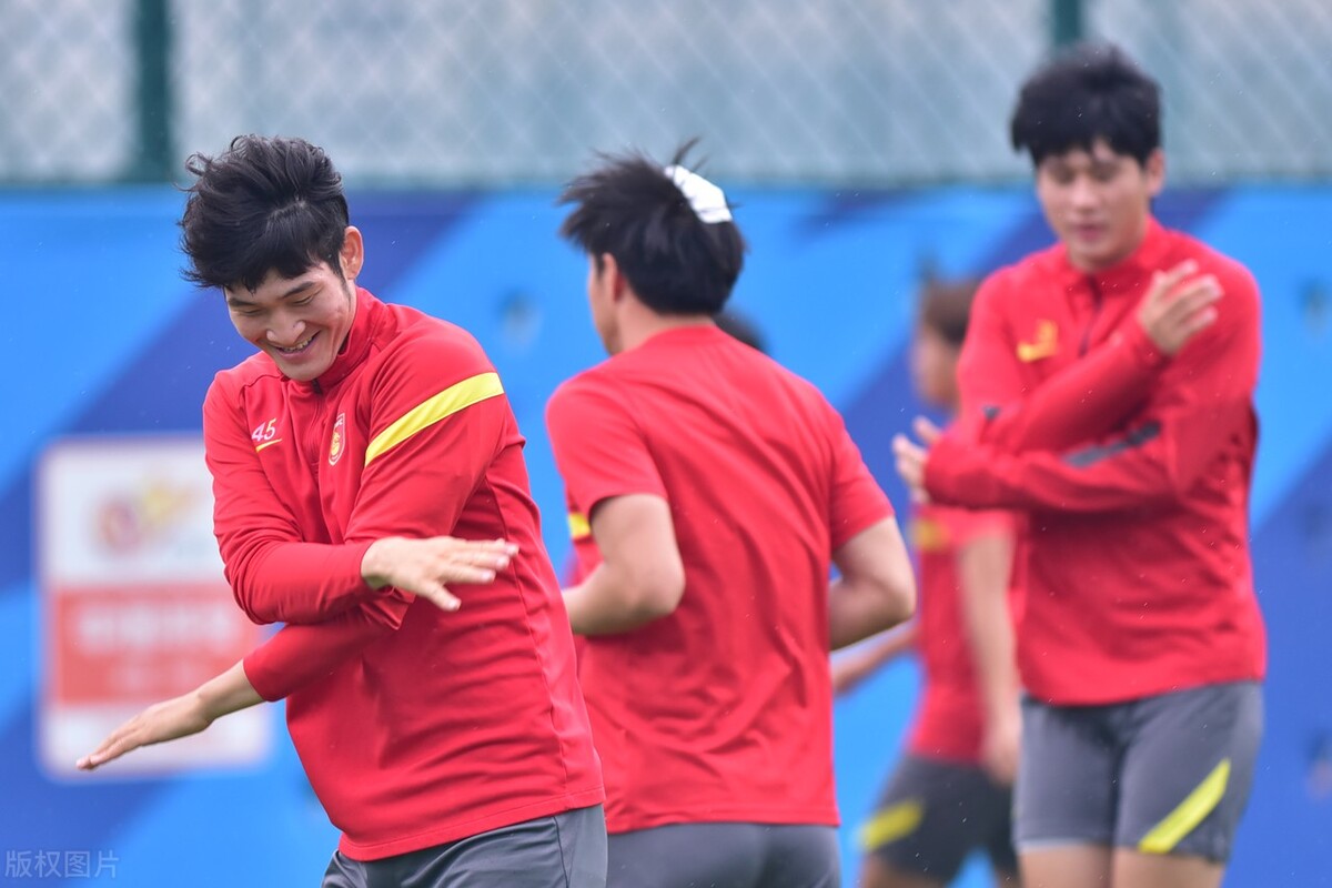 河北队vs津门虎,天津津门虎vs河南队的主裁判是谁