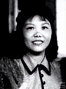 抗日战士的爱情故事,抗战老兵回忆抗日女兵