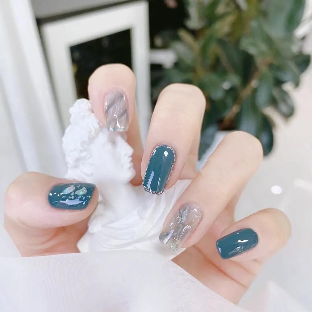 美甲图片好看又简单显白,美甲图片纯色显白简单又好看