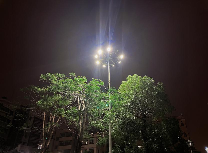 当敲定一个个合作后，我瞬间明白了女生狠狠赚钱的意义