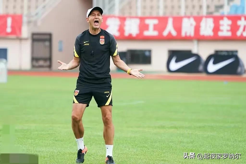 体脂率超过10%足球,国足队员体脂率不合格