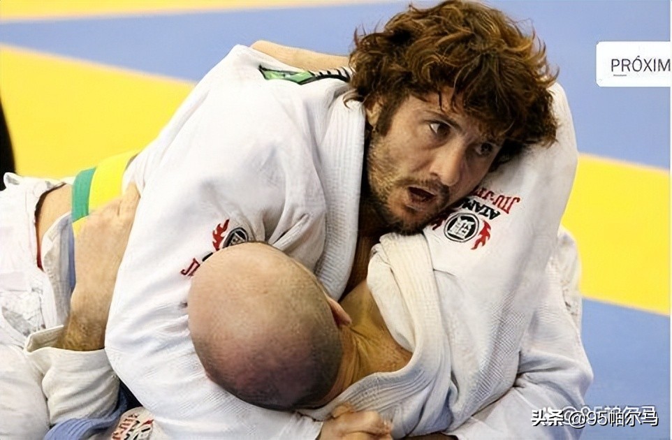 巴斯克小巨人,小巨人海克斯