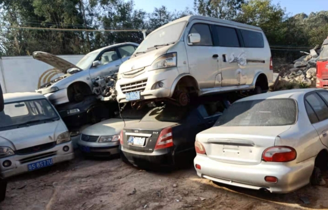 交警通知报废不去怎么样,交警报废机动车危害及政策宣传