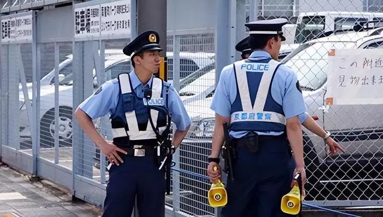 为什么性开放的日本，*狼色**很多但强奸案很少？