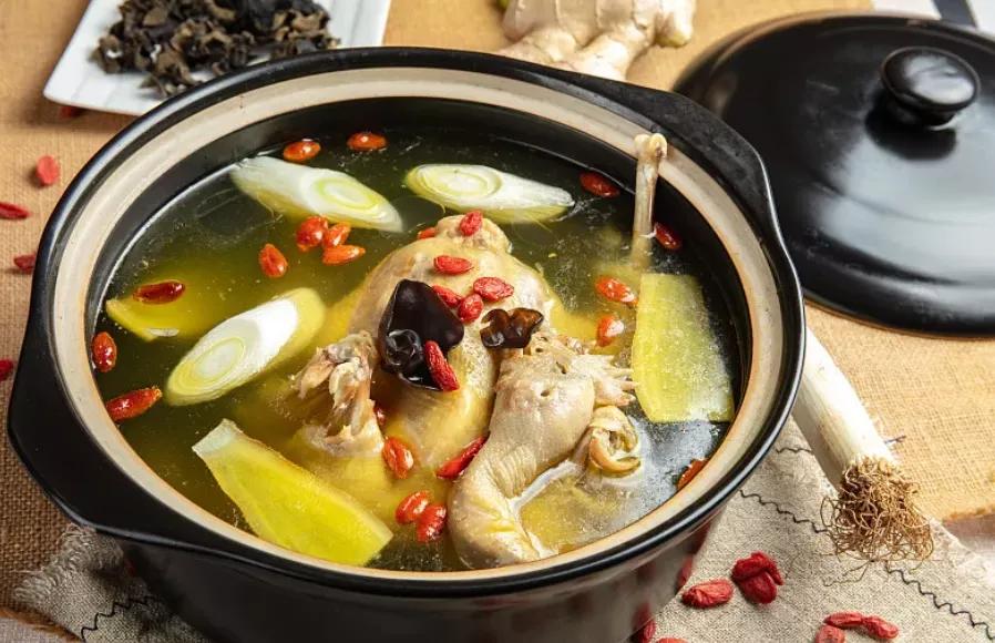 入冬必喝的八种养生汤,驱寒保暖喝什么好推荐3款养生汤