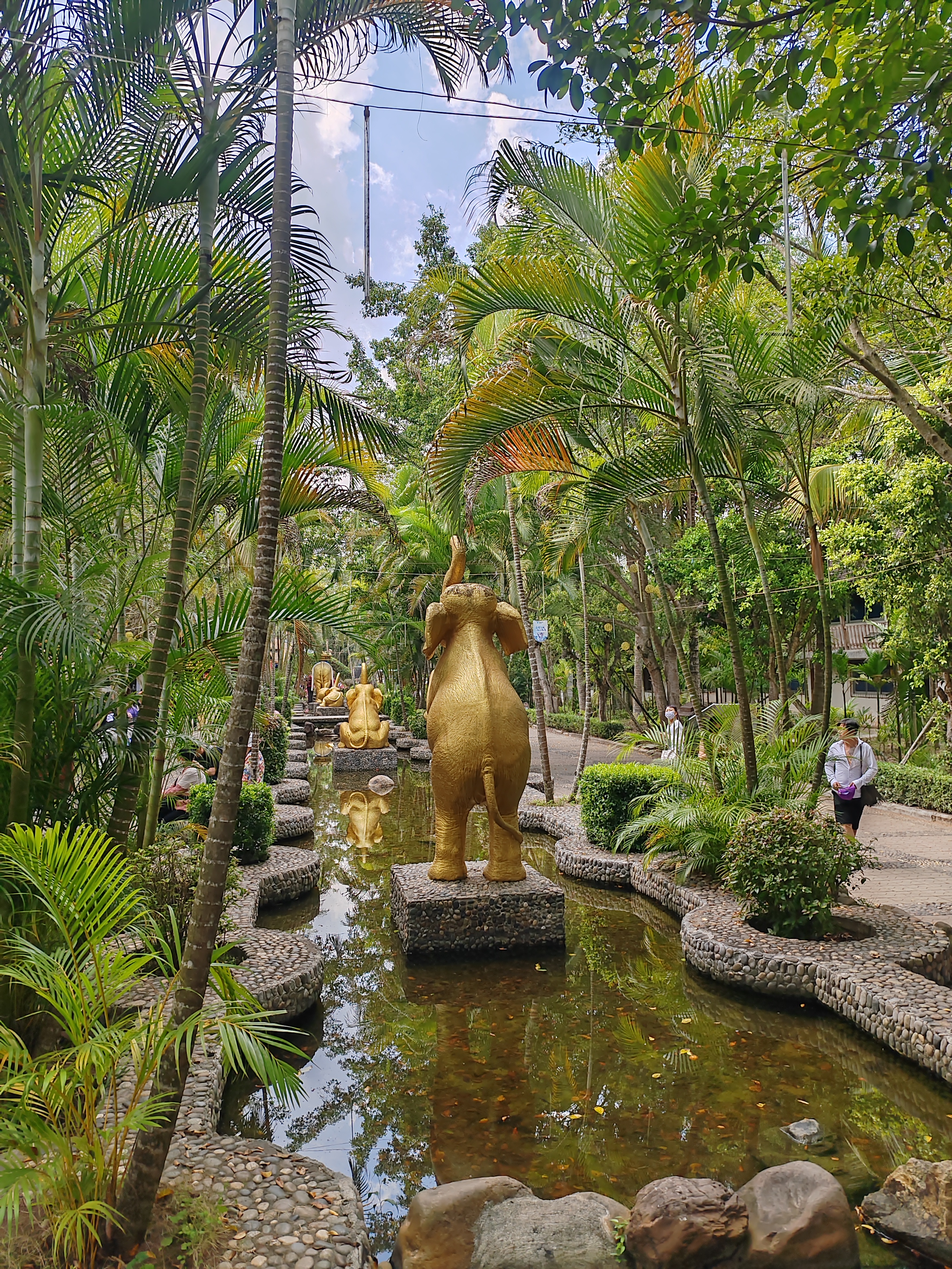 西双版纳傣族园8月泼水时间表,傣族园泼水节路线