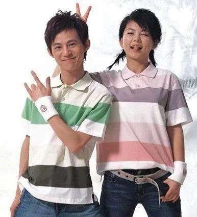 17年努力护着4个兄弟姐妹，最后却都离他而去，何炅老了，也累了