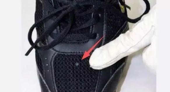 裙底*拍偷**已成产业链：*拍偷**摄影师自称“大师”带徒弟，会员说暗语