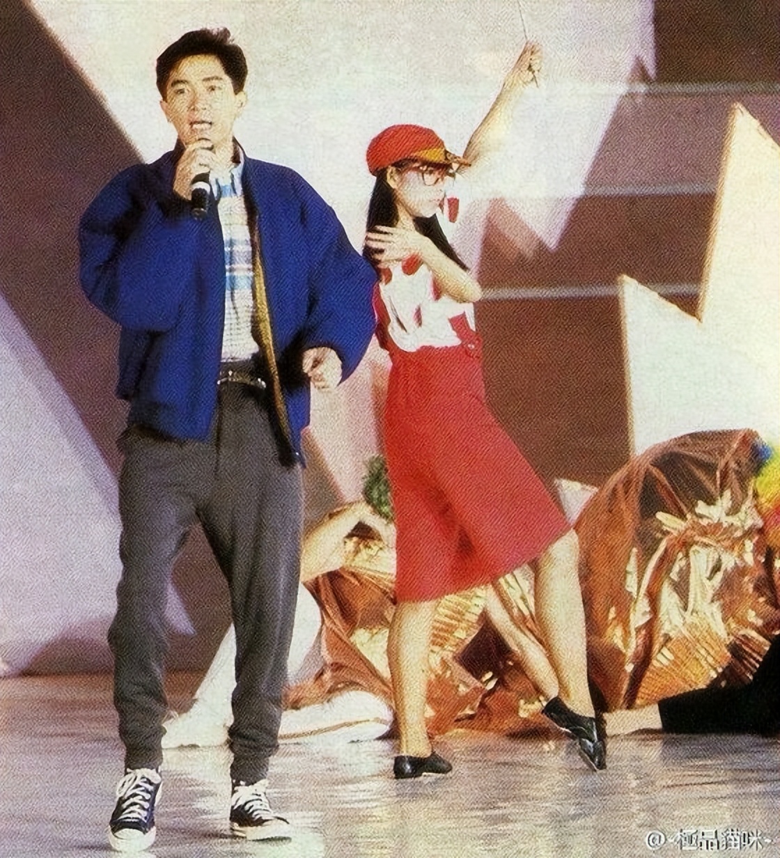 陈百强身材和穿衣风格,陈百强的穿着打扮