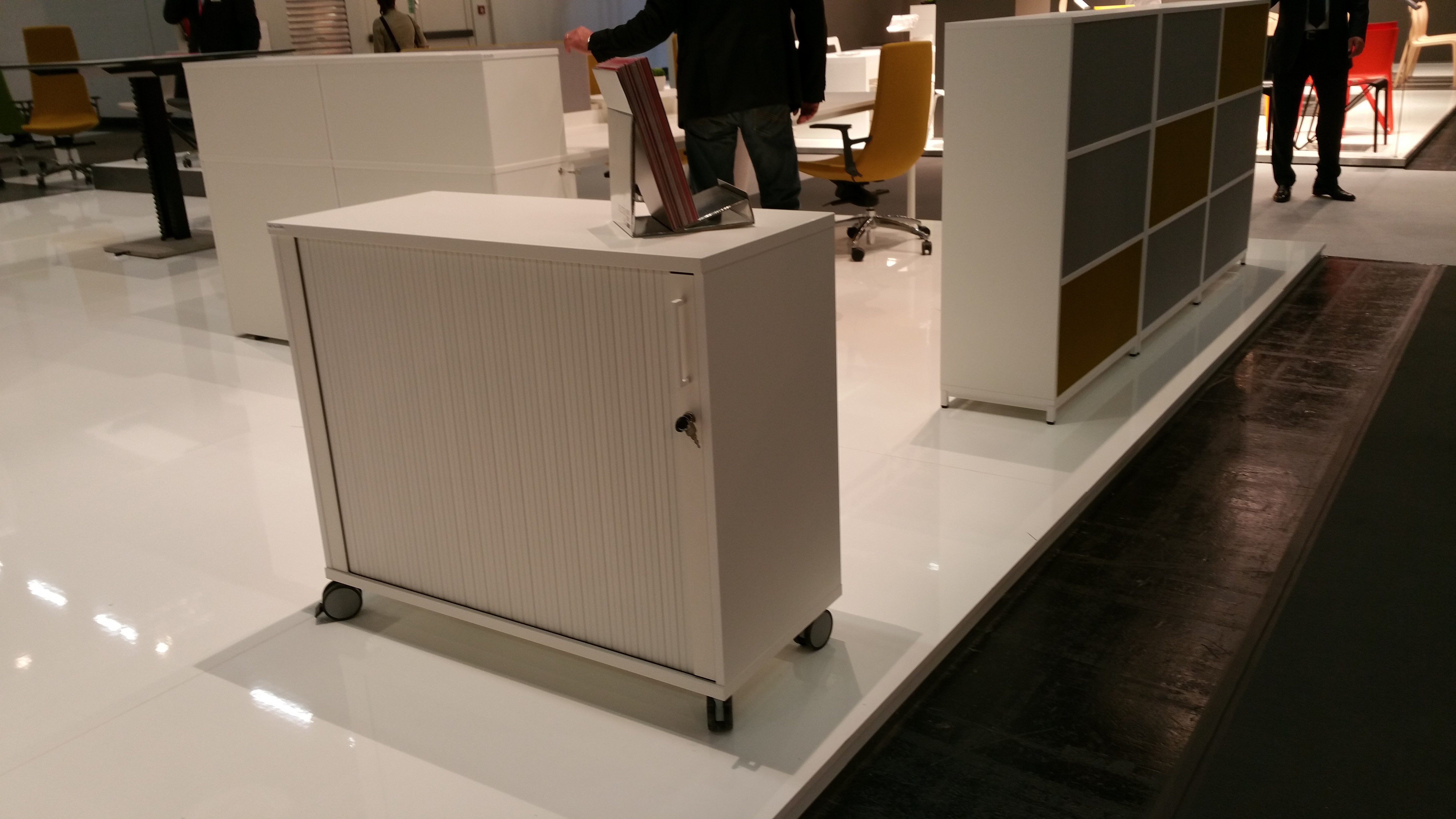 缇庨珮鍔炲叕瀹跺叿鍘傚鍦板潃,鍥介檯鍔炲叕瀹跺叿鍗佸ぇ鍝佺墝