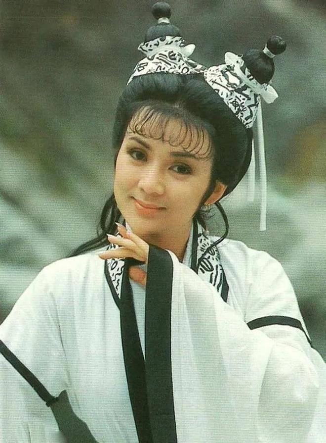 他也是一个美丽的西施，对比香港、台湾和大陆的最美版本，更美的