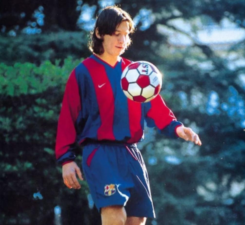 梅西是侏儒症为什么还那么高,侏儒症球王梅西