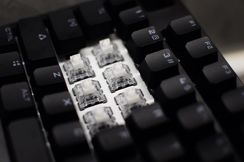 血手幽灵T98变速光轴键盘,双飞燕血手幽灵t98光轴