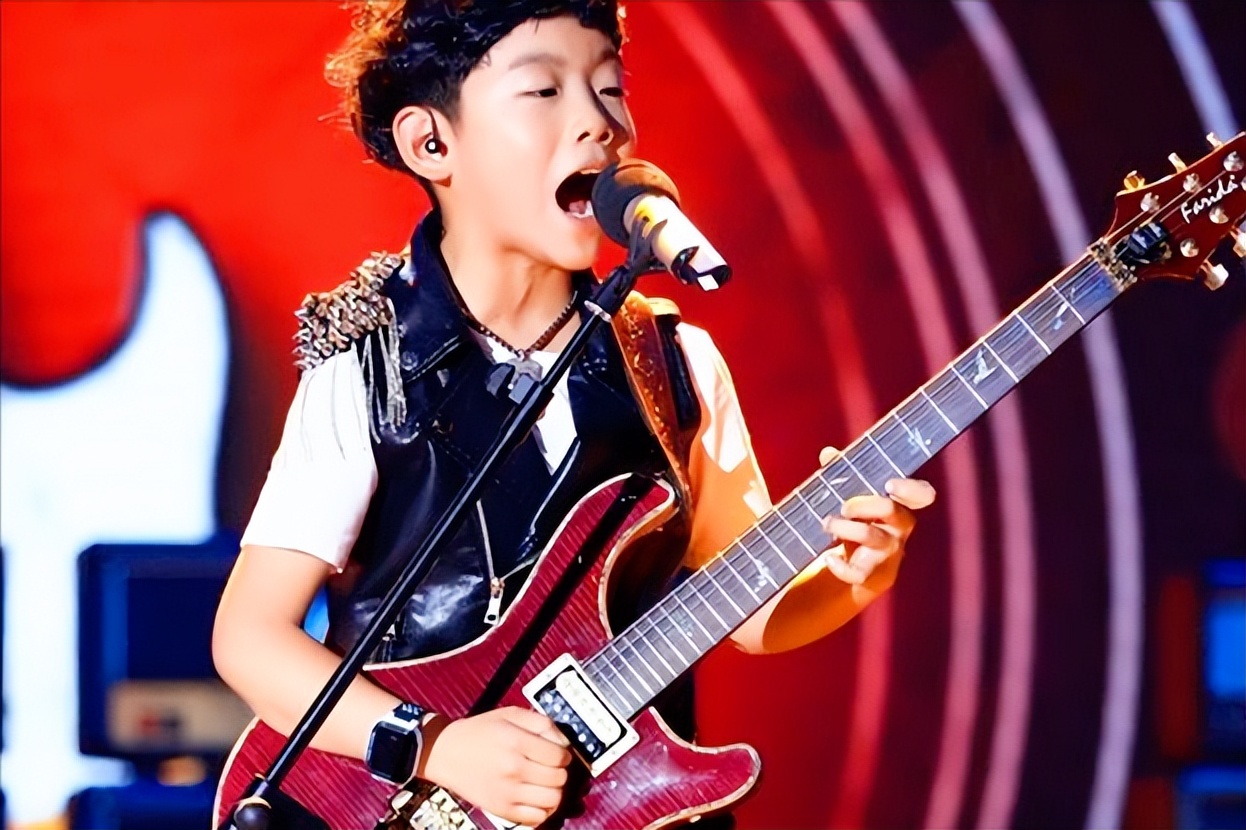 吉他无影手谢豪美国表演,谢豪吉他表演最好新视频