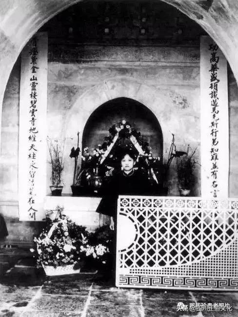 老照片纪念宋庆龄诞辰129周年