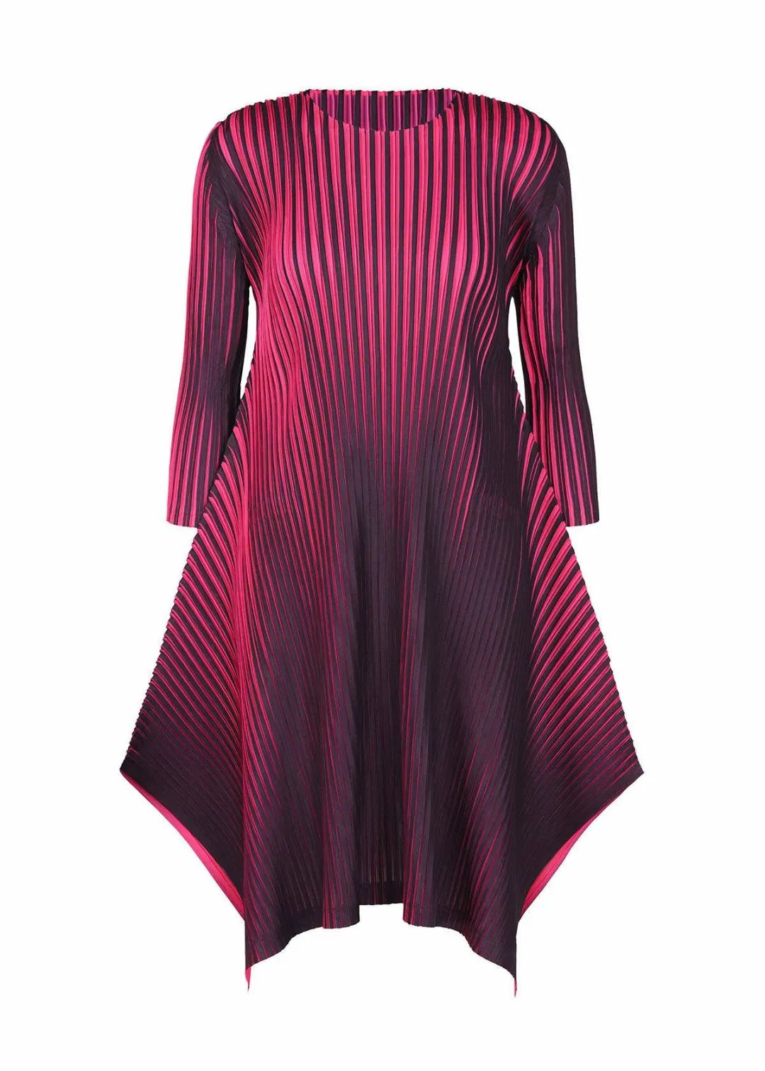 广州第①家「三宅一生」揭幕，这些超火单品拉满秋冬氛围感