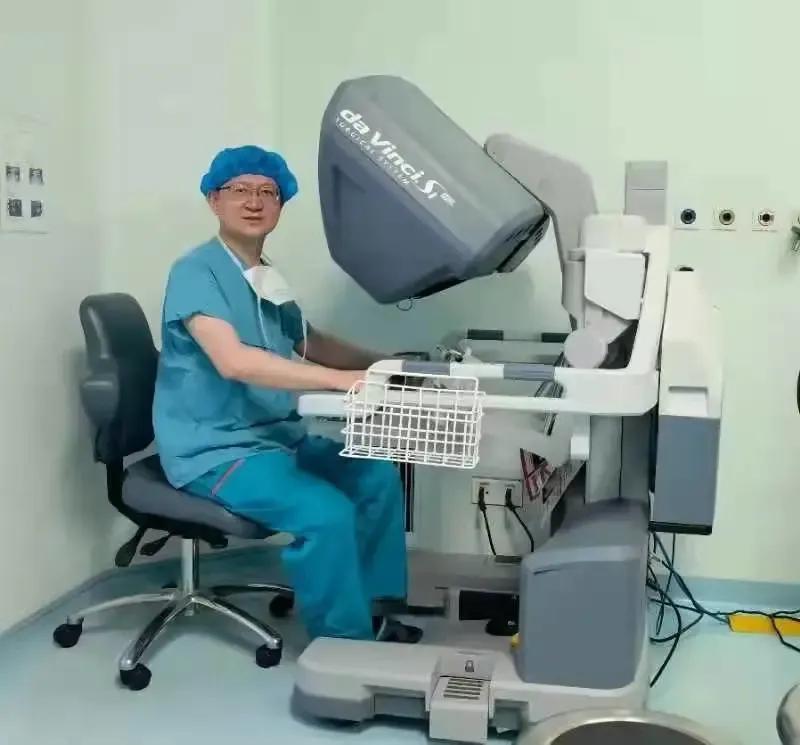 治肺癌青岛排在第一位医院是哪家,青岛肺癌手术最好专家