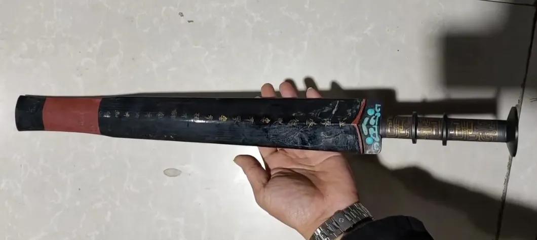 古玩地摊直播代购骗局,古玩直播带货套路大揭秘