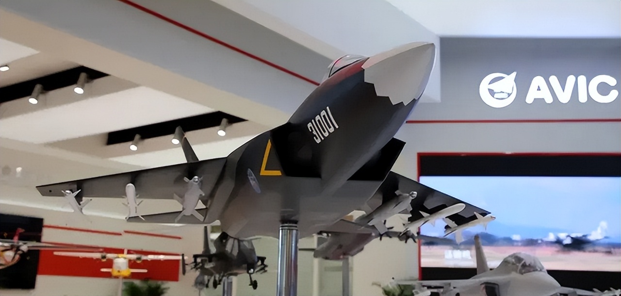 中国国产fc31战斗机,中国fc-31战斗机