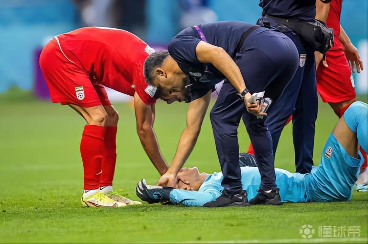 世界杯观察：伊朗大比分落败英格兰，比赛意外频发，看点多