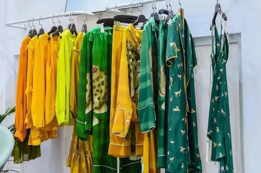 中国面料在巴黎|华佳丝绸：携“真丝黑科技”开启法国时间