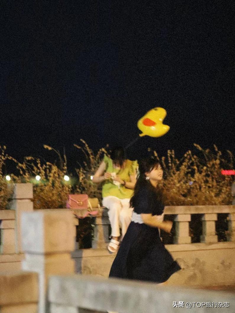 星光*会集**，追逐落日，在长沙不来一场“野生聚会”，就辜负青春了