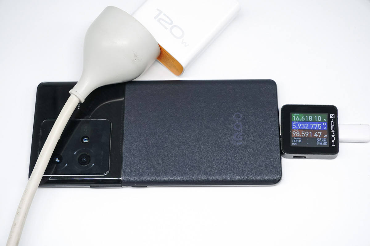 iqoo10pro200w快充小白测评,iqoo10pro测评200w快充究竟有多快