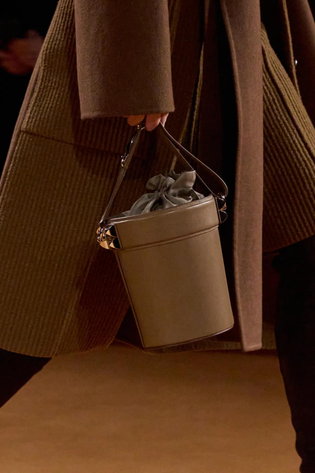 2023秋冬伦敦时装周收官,2022秋冬巴黎时装周什么时候开始