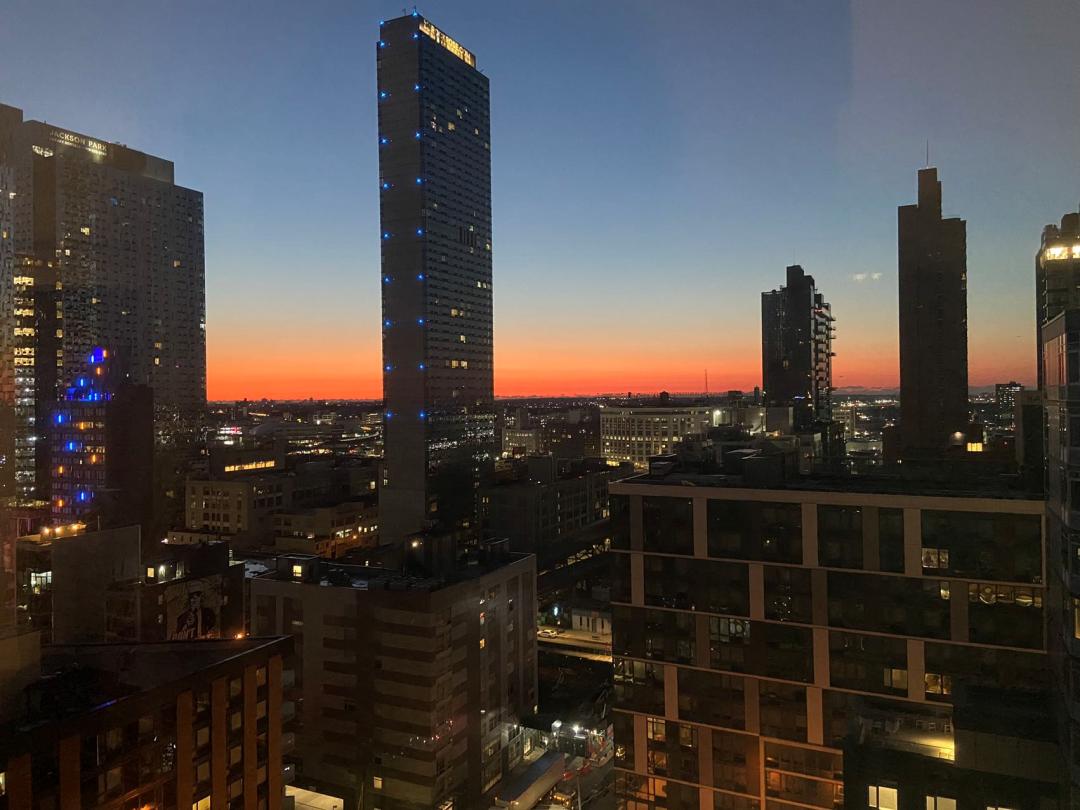 看他分享在纽约大学读计算机的体验，慕了！