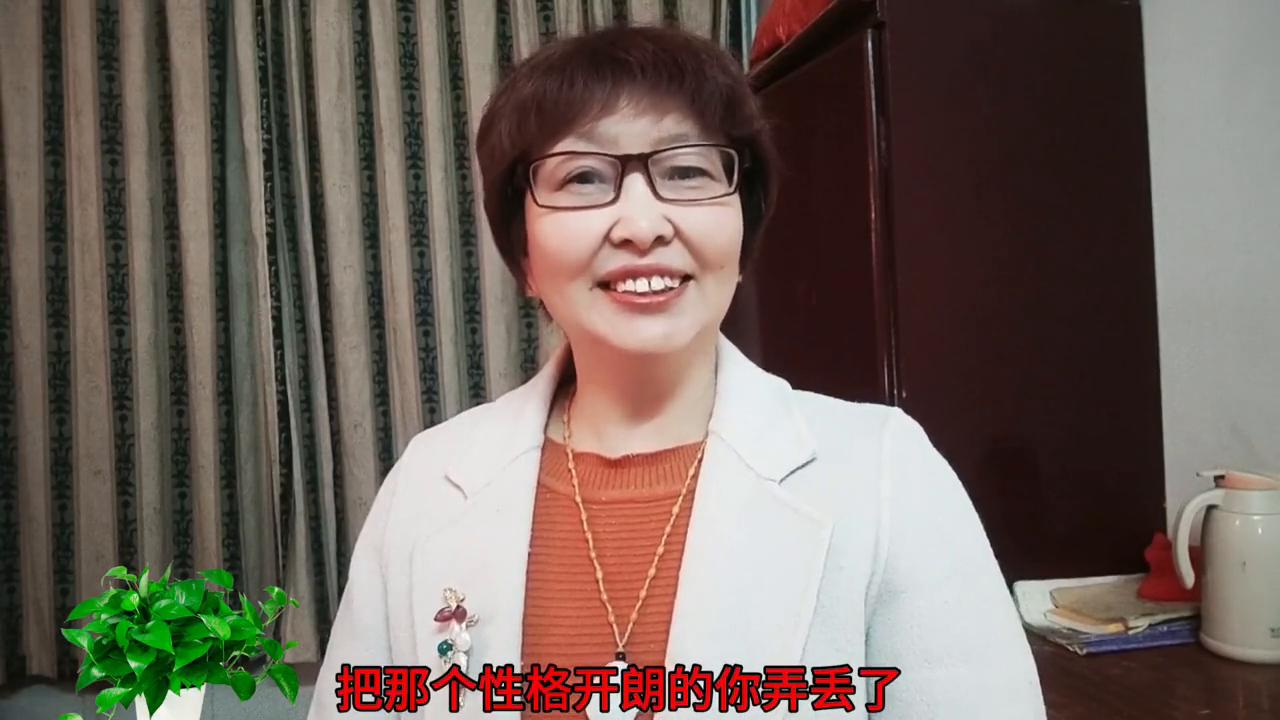 你不心疼别人别人怎么会心疼你,心疼别人不如心疼自己
