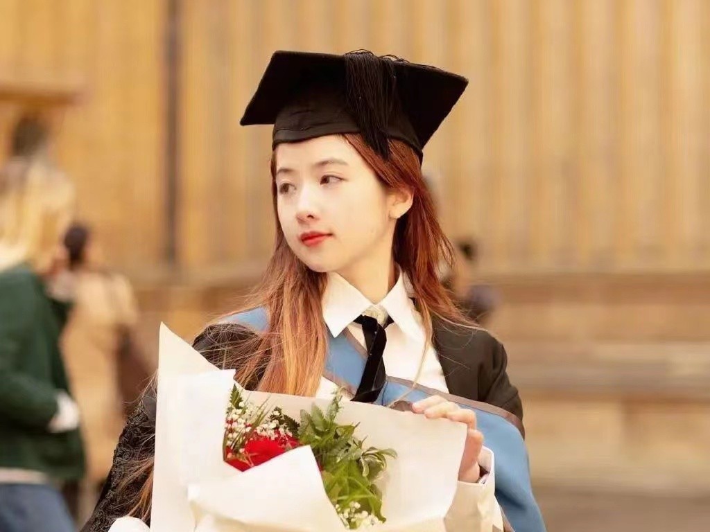 女生长得漂亮被诋毁,女孩子长得好看受到诋毁