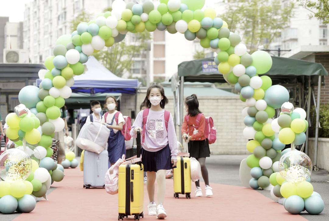 再见了，小盆友——9月19日成都家长成功“解除居家”……