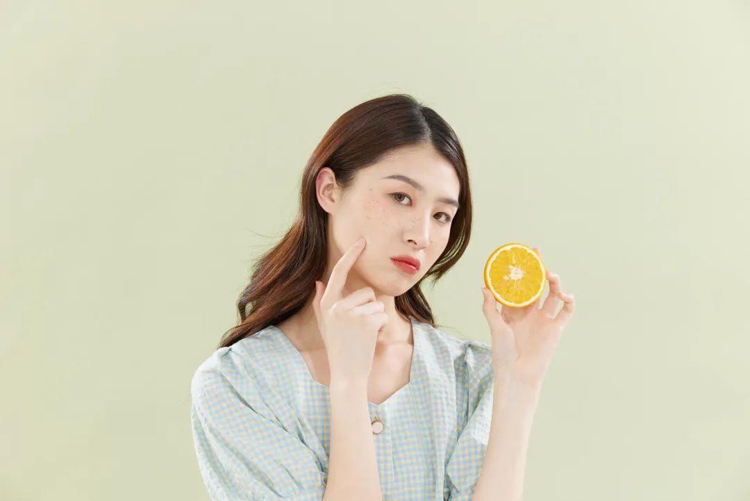 中年女士敷面膜有什么好处,揭秘冬季敷面膜的正确打开方式