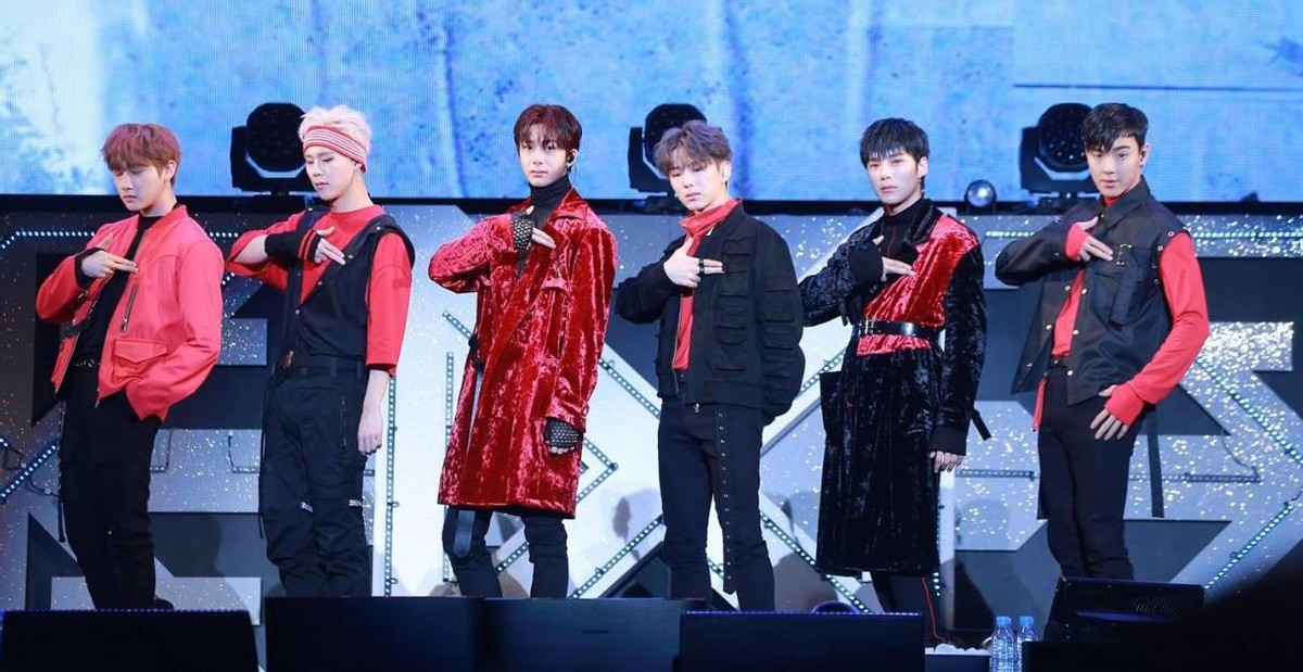 靠韩团门面出道却不火，后凭借表情包出圈，却被扒可疑物品惹争议