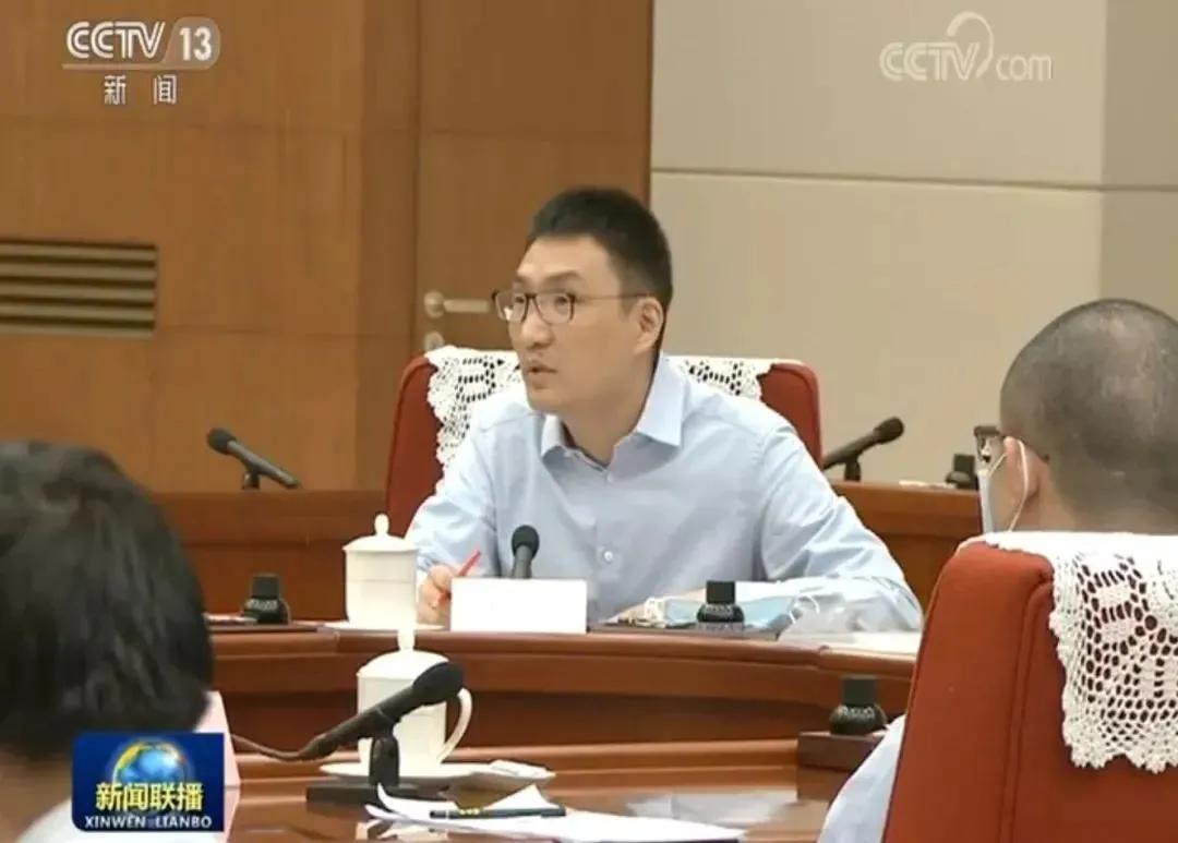 黄峥创业全过程,黄峥创业传奇人生