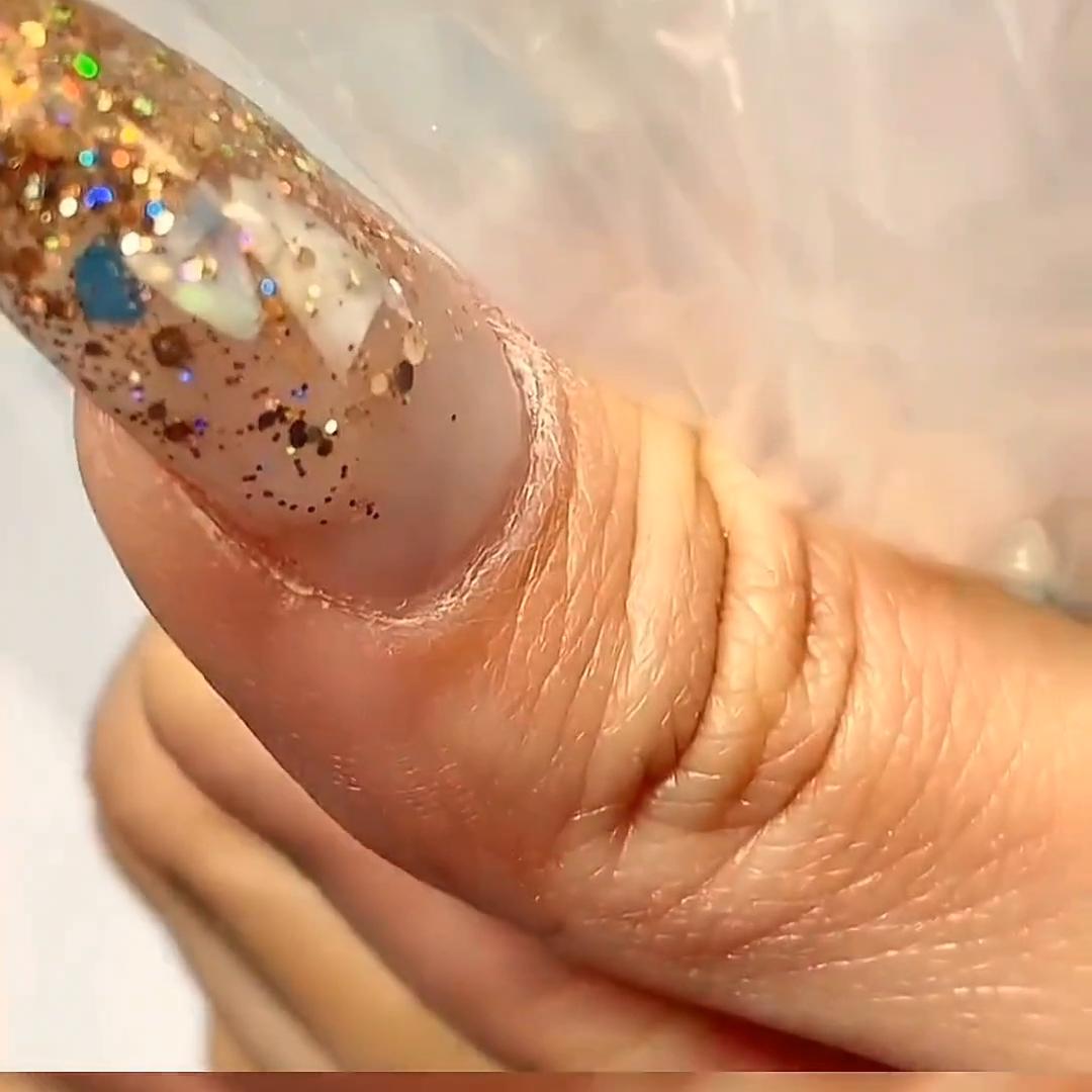 月雨温雅@DOU+上热门