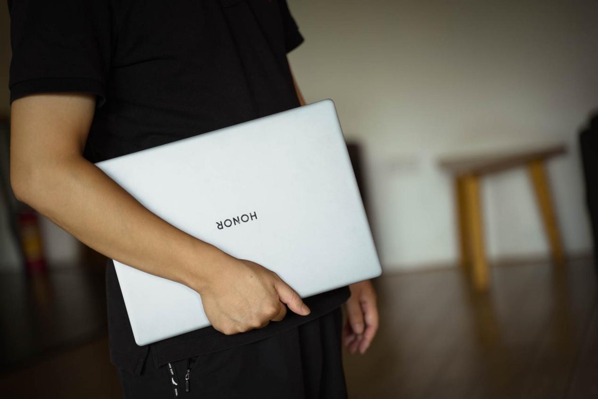 荣耀magicbookpro16.1评测,荣耀magicbook14和联想小新air14