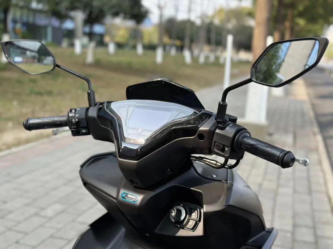 雅马哈aerosportsx换侧包围,雅马哈aerosports试驾