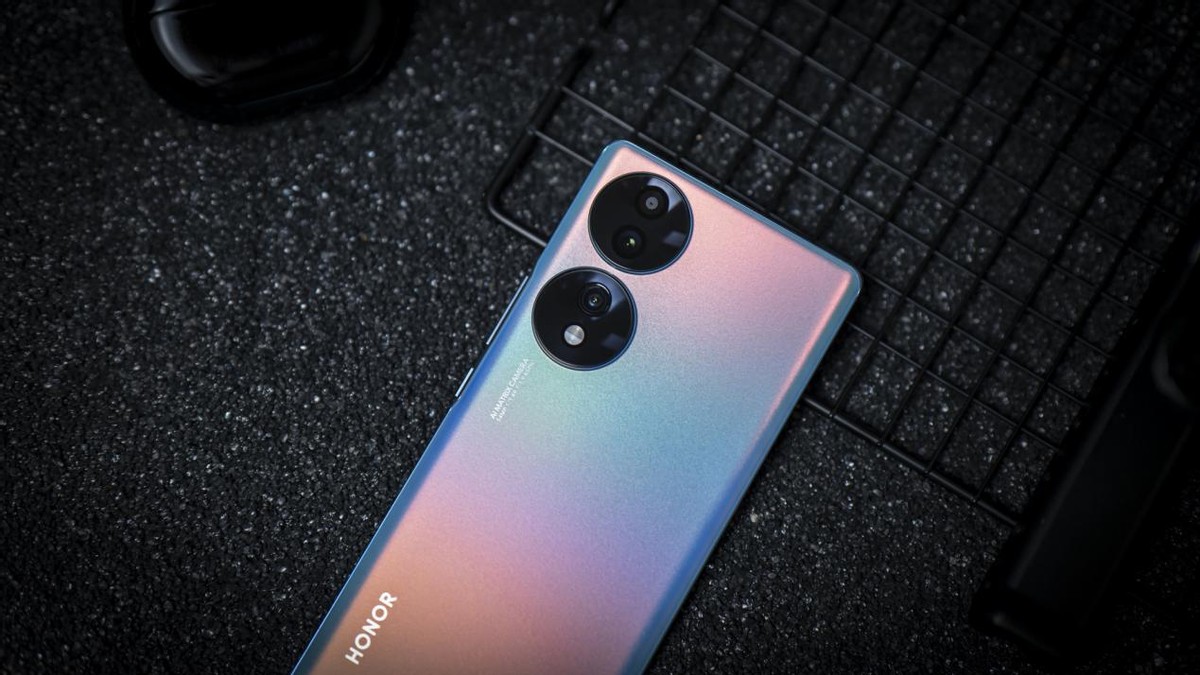 荣耀70pro与荣耀70哪款值得入手,荣耀70的卖点和特点分别是什么