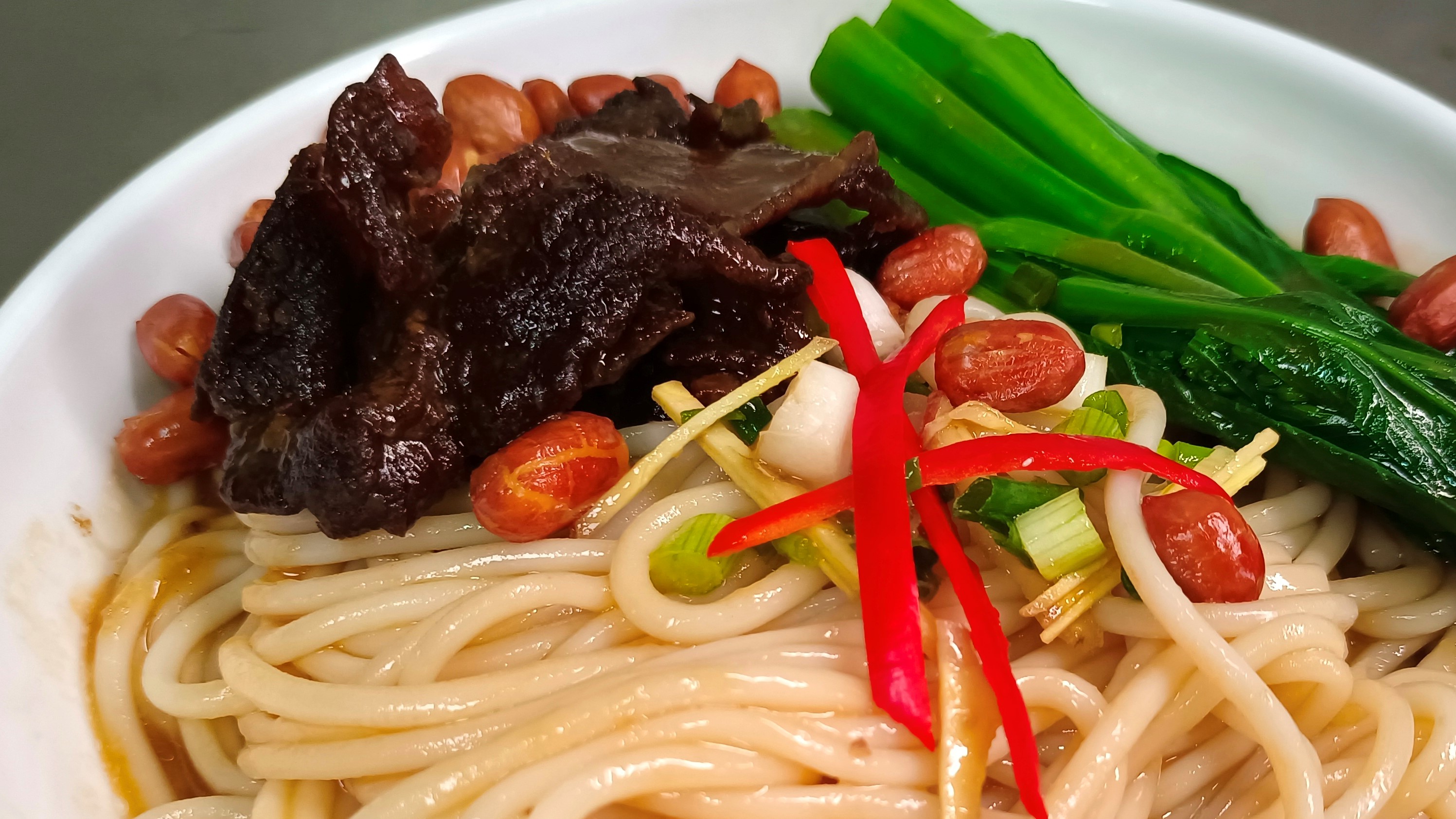 广西米粉好吃还是江西米粉好吃,广西柳州最出名的米粉叫什么